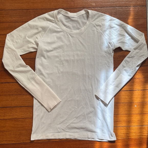lululemon athletica Tops - Swiftly Tech Long-Sleeve Shirt 2.0